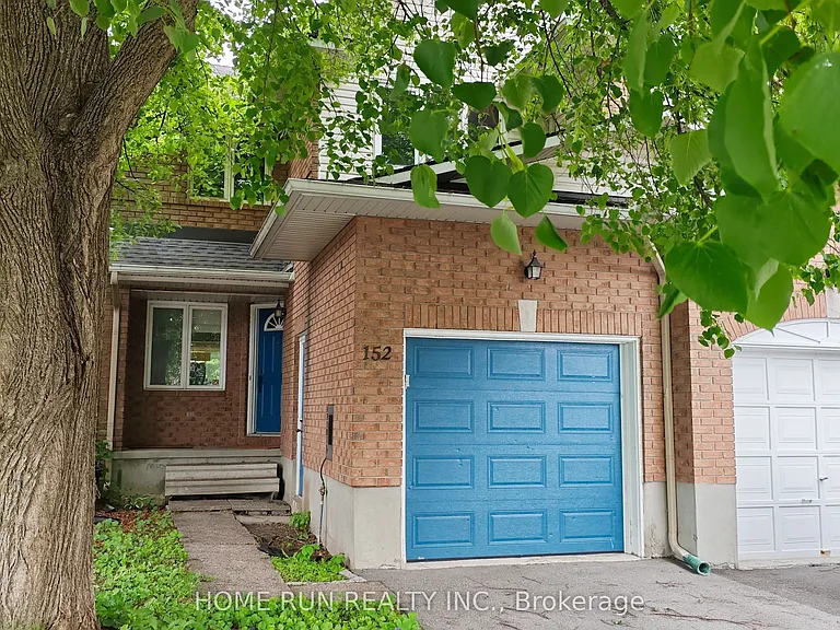 152 Thornbury Cres — Photo 1