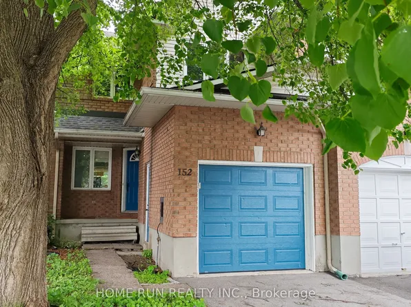 152 Thornbury Cres, Ottawa, ON K2G 6B9