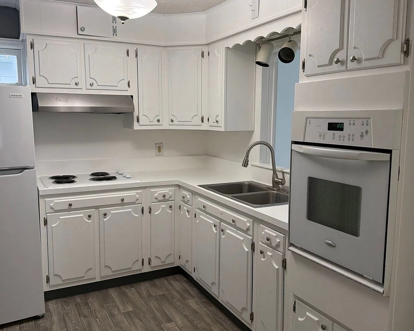 1401 E Dayton St — Photo 1