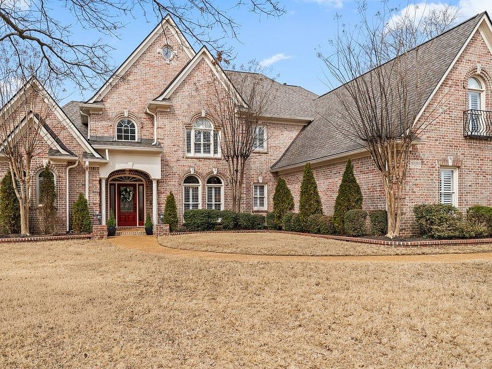 1st image of 9456 Grove Trail Ln