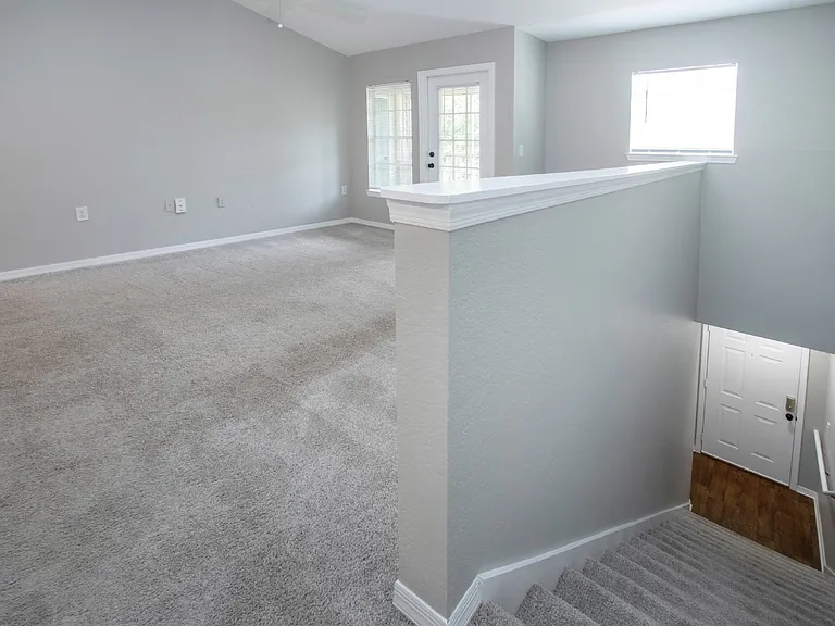 8905 Manor Loop #201 — Photo 3
