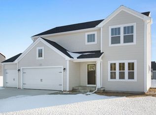 9324 Pine Walk Pass, Linden, MI