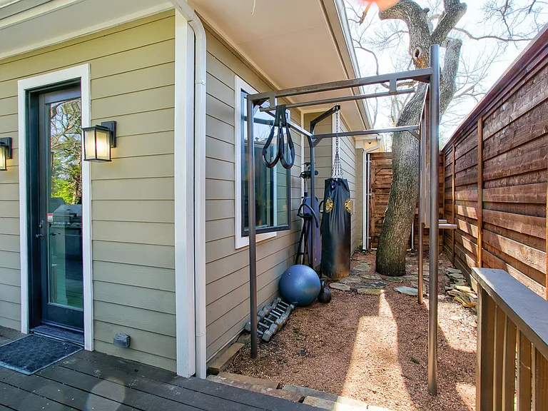 6688 Yosemite Ln — Photo 44