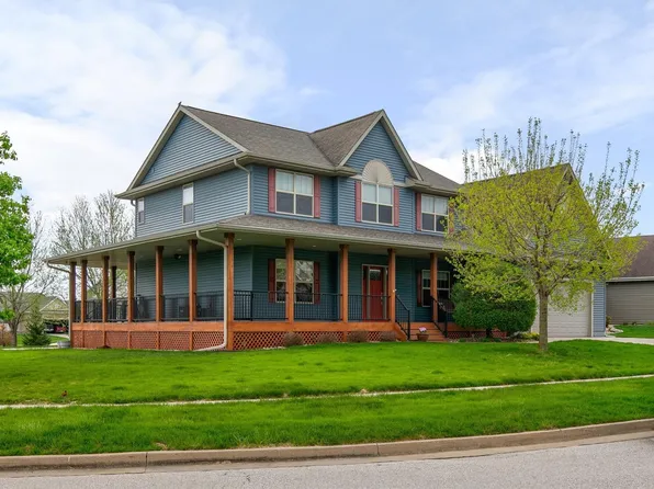 1807 NW Norton Ct, Grimes, IA 50111