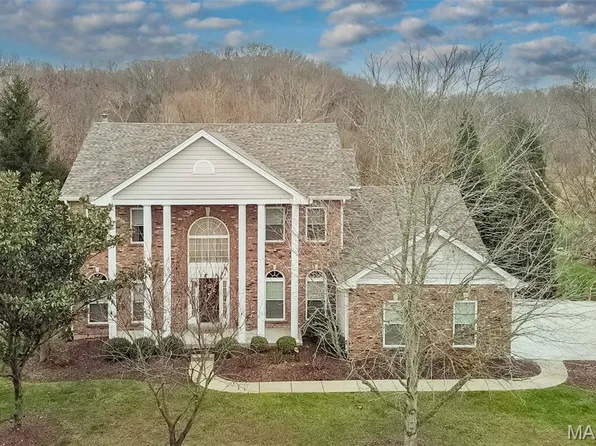 1140 Keystone Trail Dr, Chesterfield, MO 63005