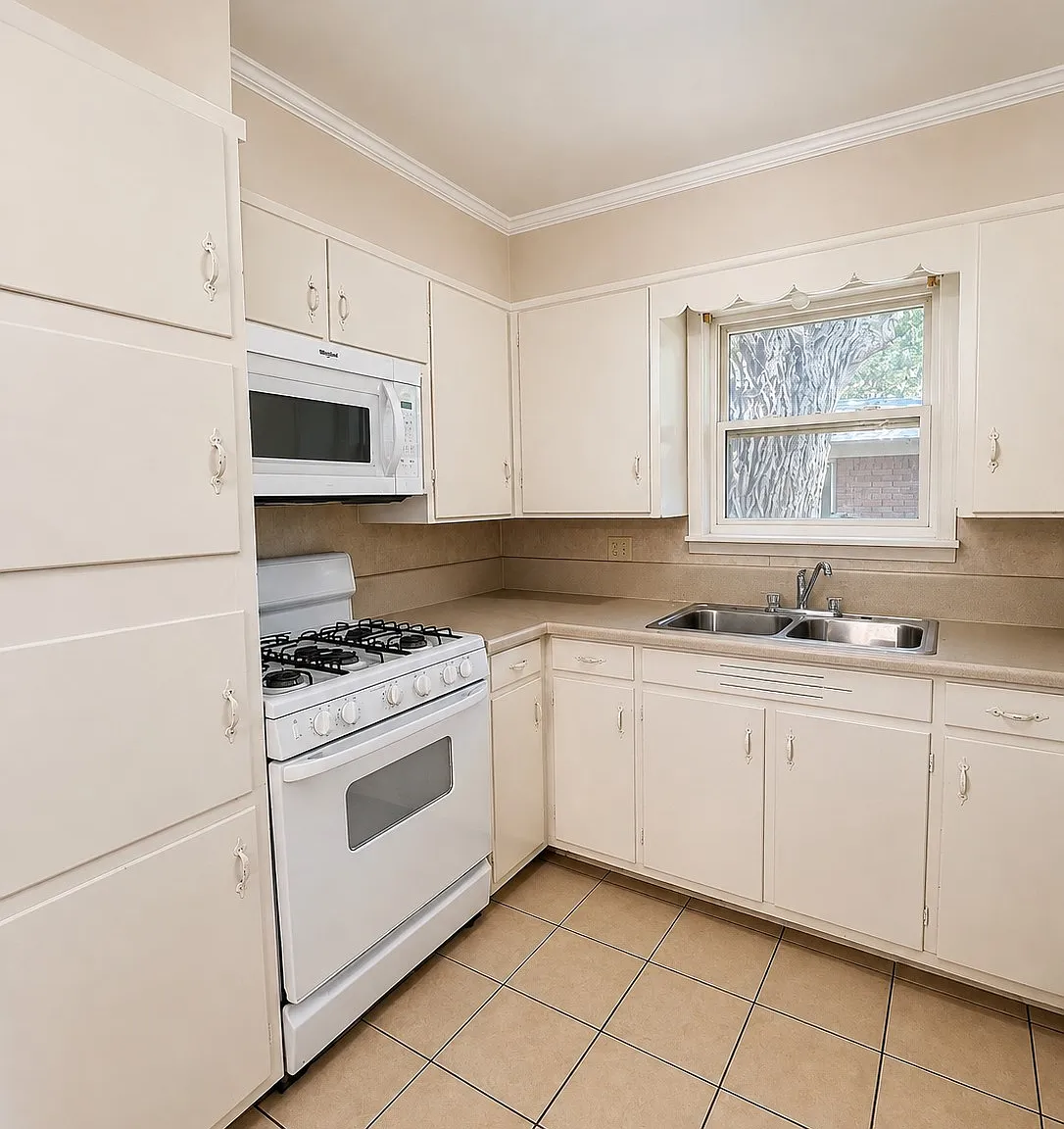 3 bed, 1473 sqft, $1,600 — Photo 3