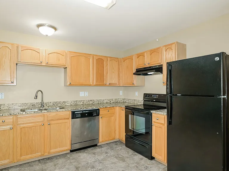 1202 Liberty Xing — Photo 7
