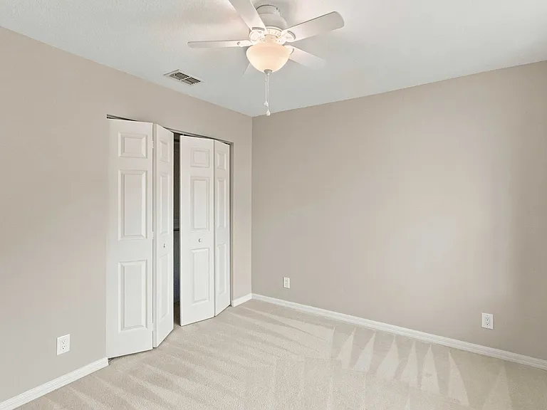 2947 Royal Tuscan Ln — Photo 16