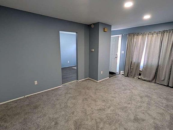 2nd image of 154 Ladd Rd