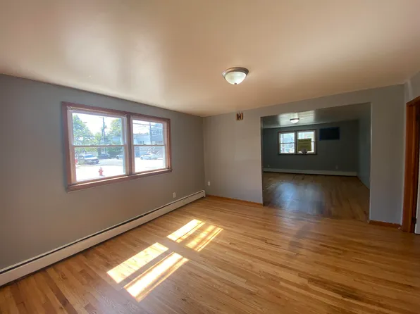 468 Avenue A image 12 of 27