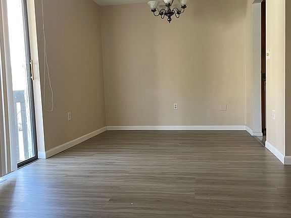 4th image of 11566 7th Ln N APT 1210