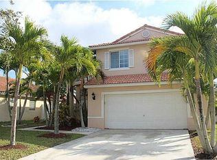 327 SW 195th Ave, Hollywood, FL 33029