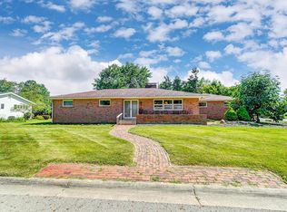 81 Beaty St, Canal Winchester, OH 43110