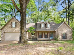 142 Vinson Rd, Hernando, MS 38632