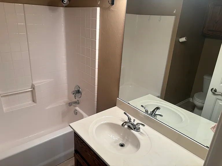 1925 Rain Tree Dr — Photo 1