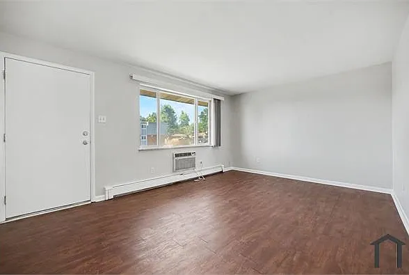 10425 W 62nd Pl — Photo 5