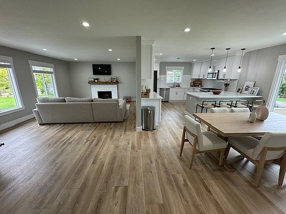 Kitchen & Family Room