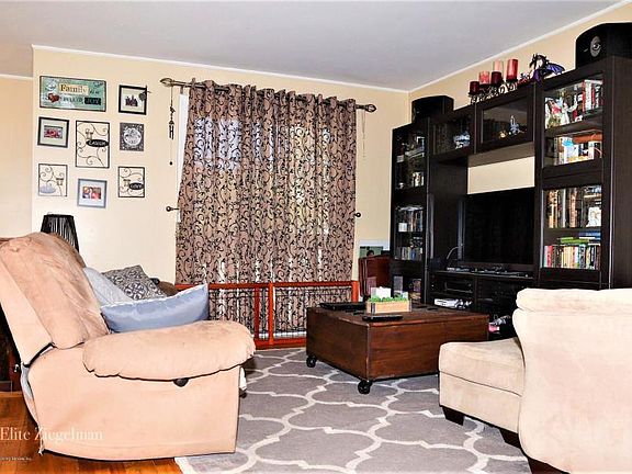 4th image of 363 Slater Blvd