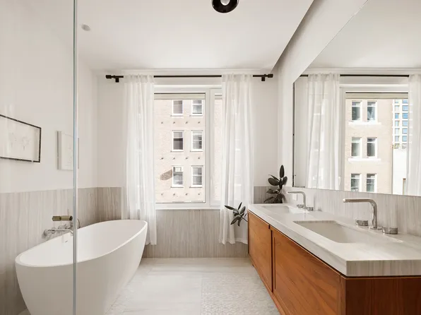 532 West 20th Street image 15 of 25