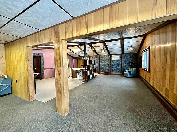4th image of 137 Lake Linden Ave