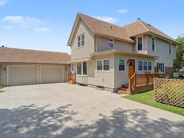 1425 Penrose St, Grinnell, IA 50112