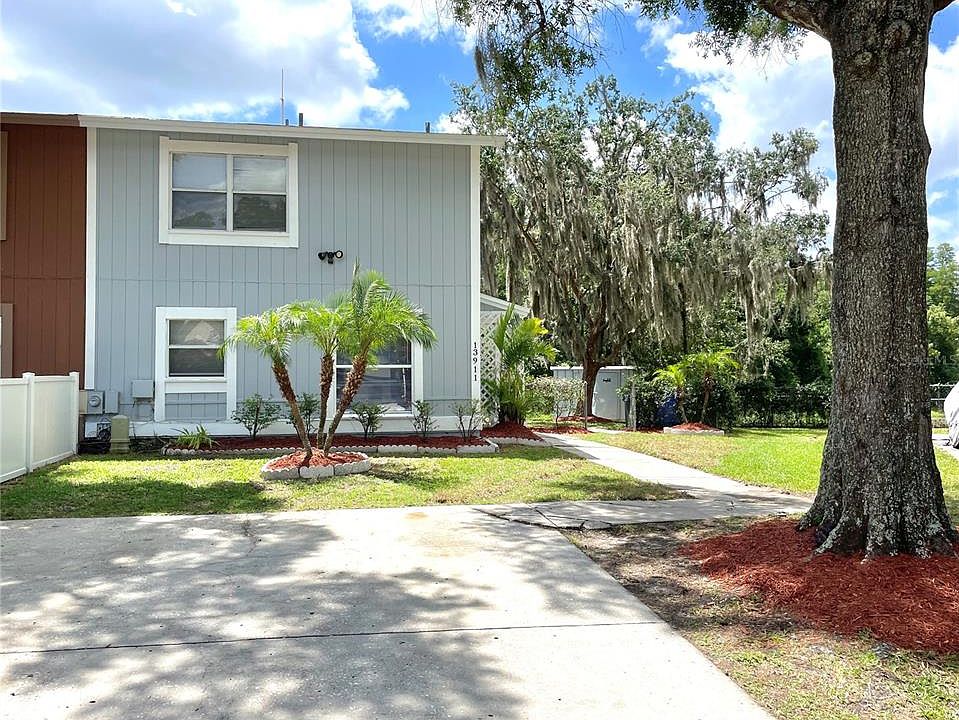 1st image of 13911 Village View Dr