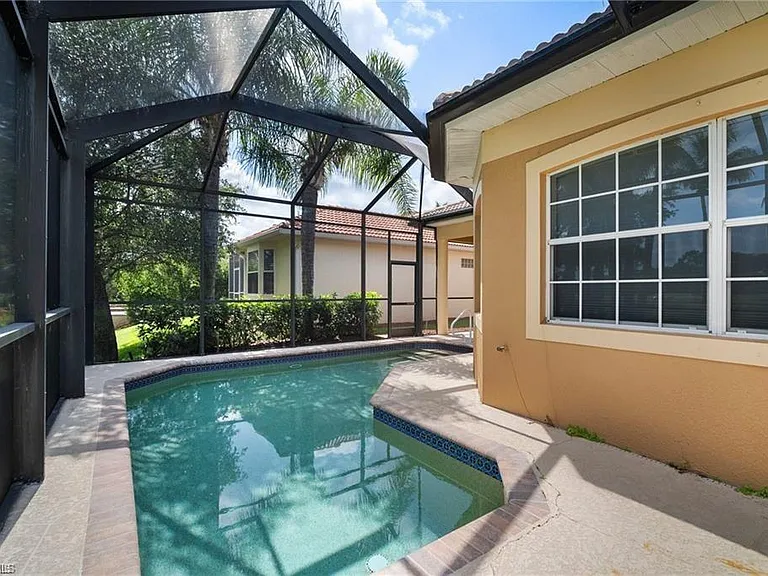 8519 Chase Preserve Dr — Photo 24