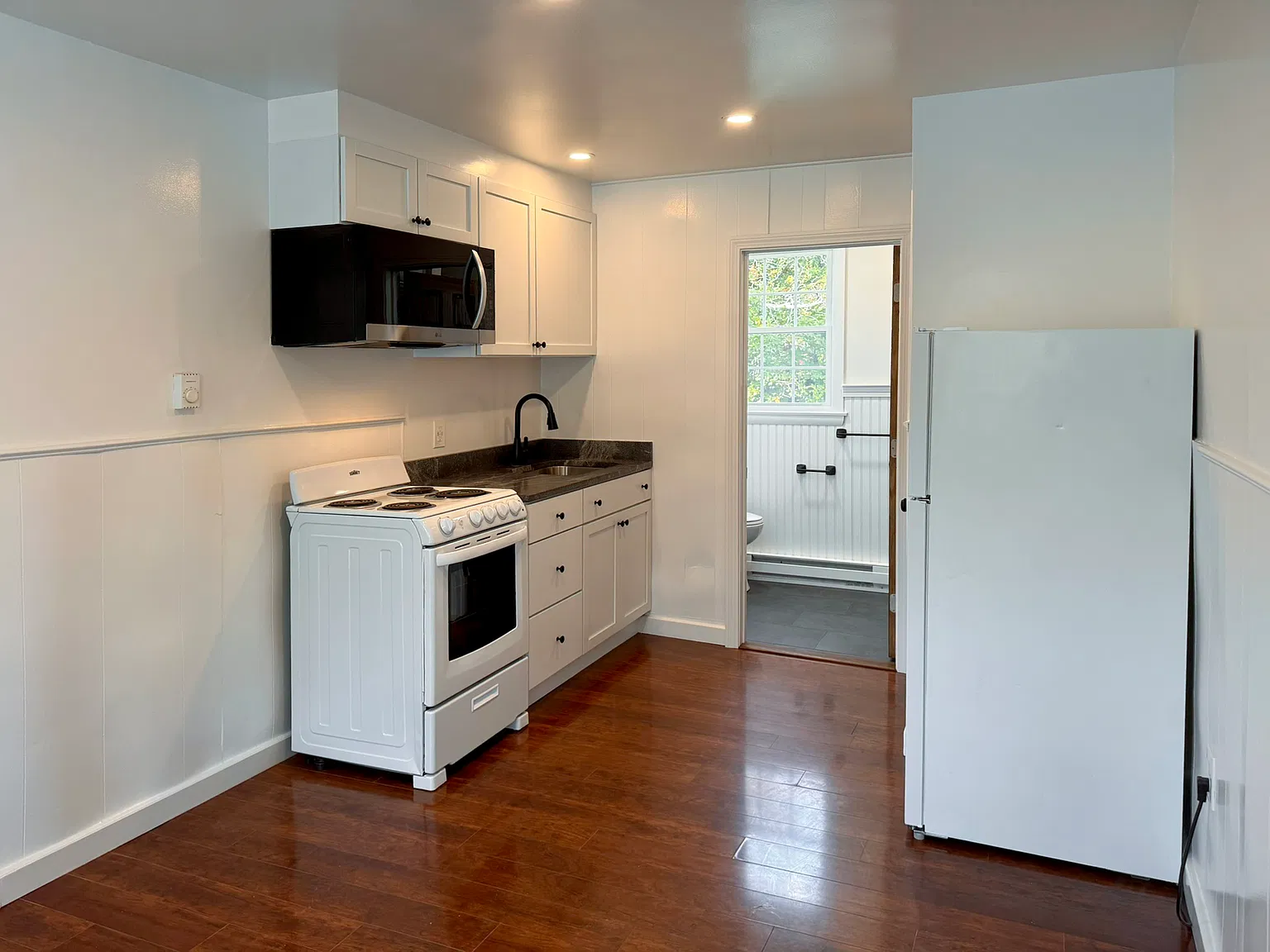 288 Ocean St — Photo 2