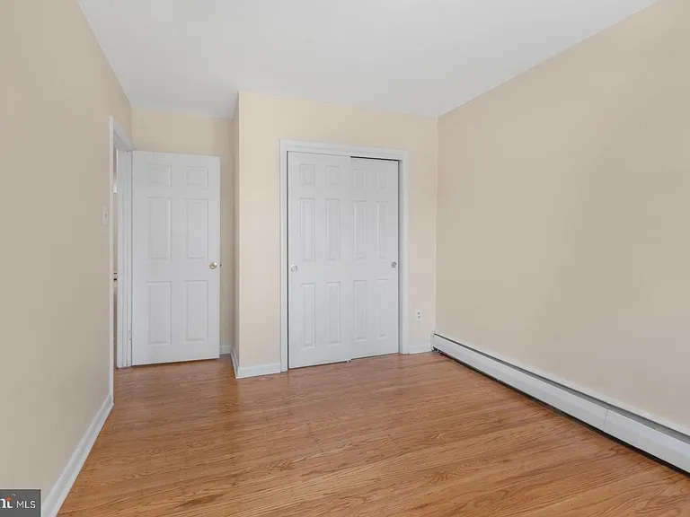5990 Henry Ave #2 — Photo 12