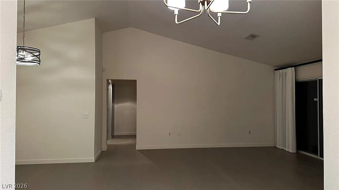 2 bed, 2.0 bath, 1354 sqft, $2,100 — Photo 3