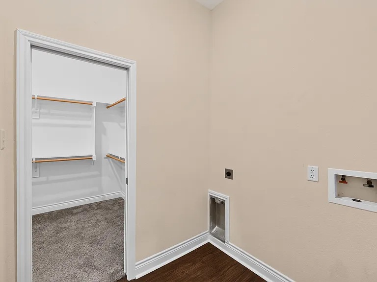 8507 Christie Ln — Photo 28