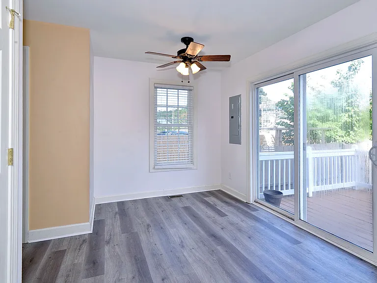 3108 Taylor Ave — Photo 17