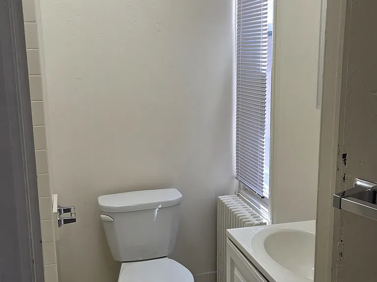 217 N 35th St #2A — Photo 3