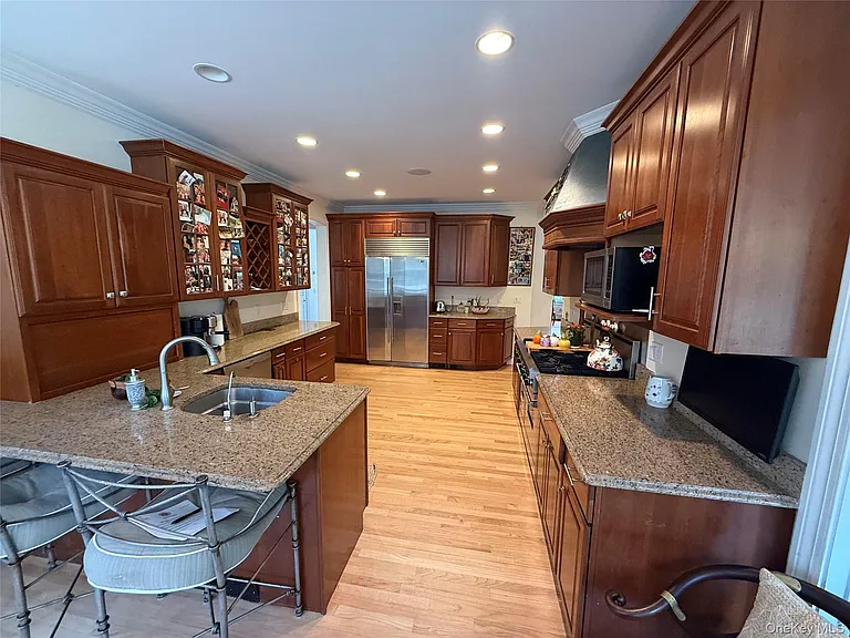 2465 Fairway Dr — Photo 7