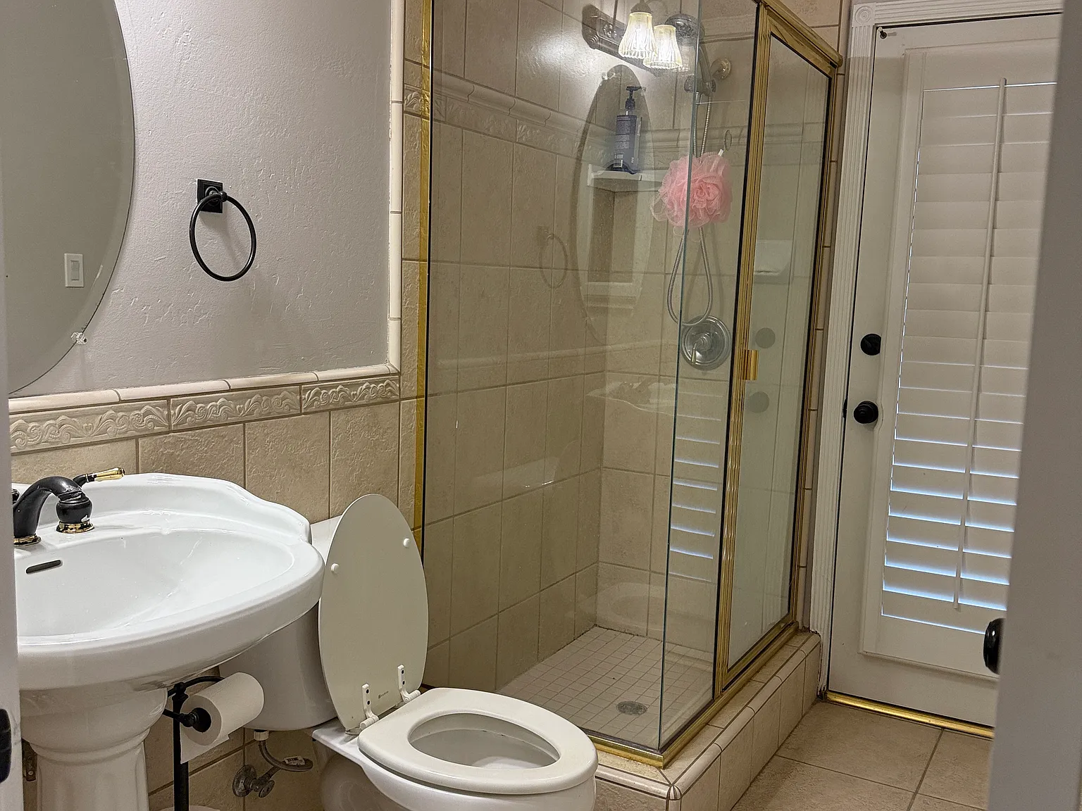 4 bed, 2431 sqft, $850 — Photo 4