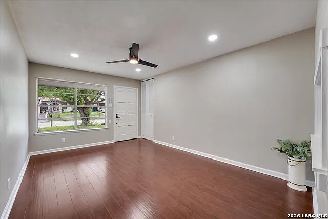 3 bed, 2.0 bath, 1767 sqft, $1,780 — Photo 3