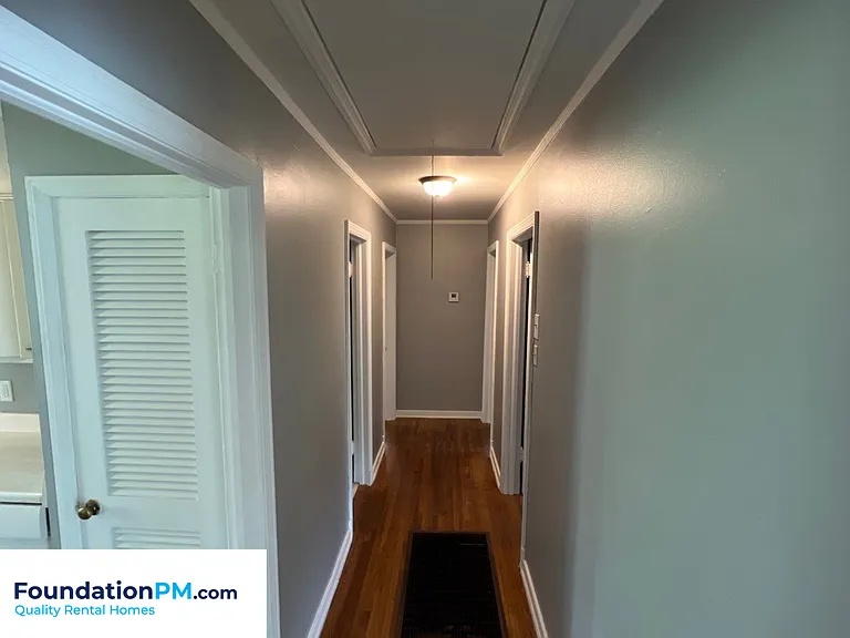 2324 Slocum Ave — Photo 10