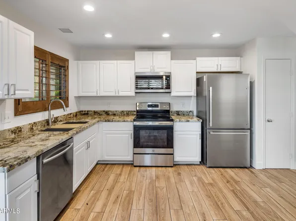 17611 N 28th Avenue, Phoenix, AZ 85053