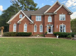 4902 Meadow Trace Ln, Hixson, TN 37343