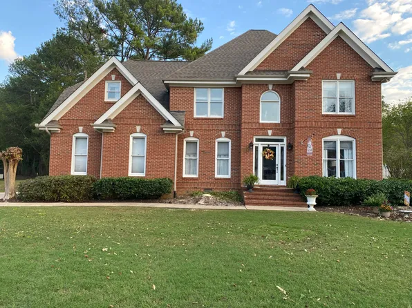 4902 Meadow Trace Ln, Hixson, TN 37343