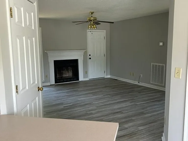 2807 Highway 41A S — Photo 4
