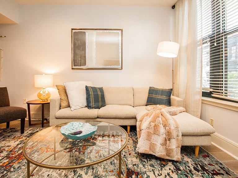 1387 Washington St #203 — Photo 6