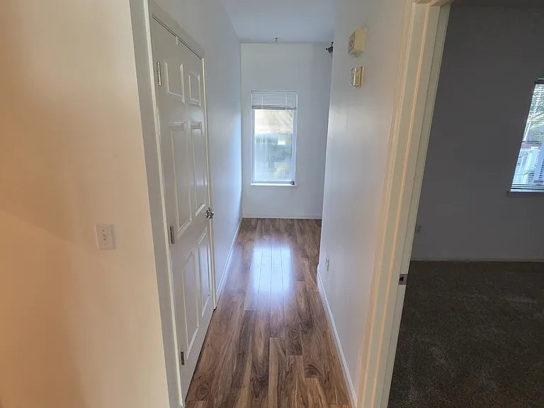 6125 NE 175th St #M102 — Photo 6