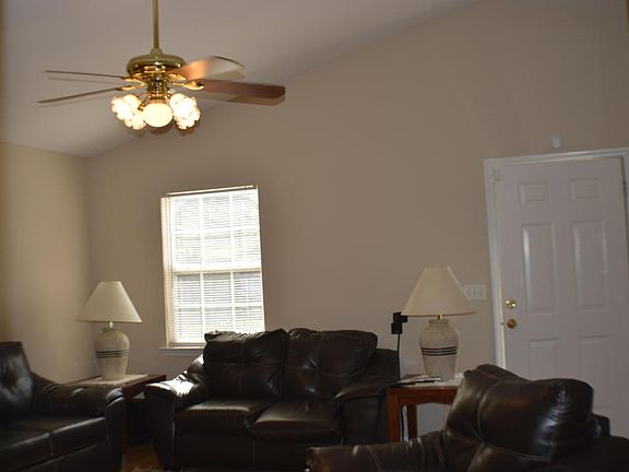 4th image of 4199 Forest Acres Ln