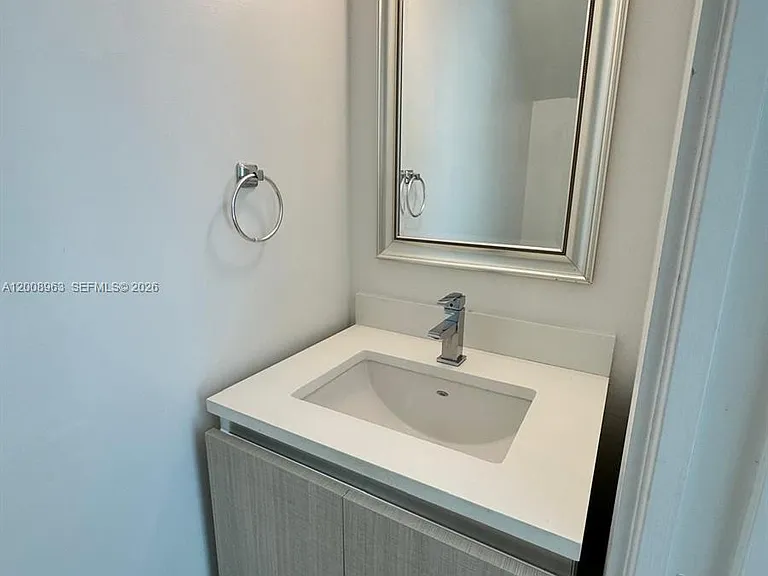 722 NE 15th Ave #2 — Photo 24