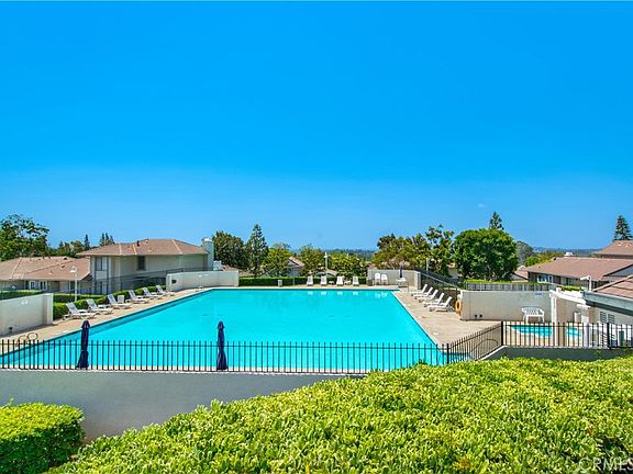 4th image of 2377 Sommerset Dr