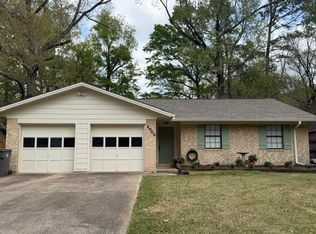 2003 Hanks St, Lufkin, TX 75904