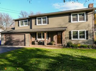 82 Hollybrook Rd, Brockport, NY 14420