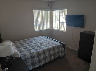 575 Pierpont Dr, Costa Mesa, CA 92626