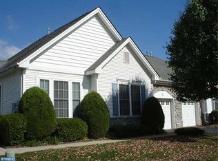 27 Chickadee Way, Hamilton, NJ 08690